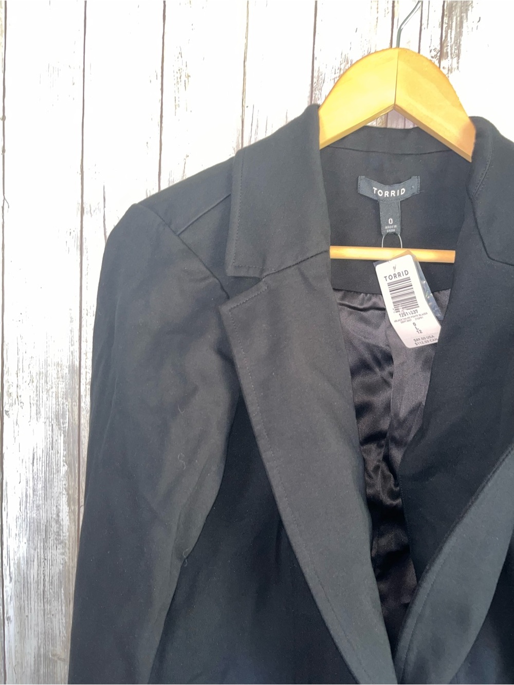 NWT Torrid Black Tailored Ponte Blazer One Button Career Size 0 12 - Picture 3 of 6